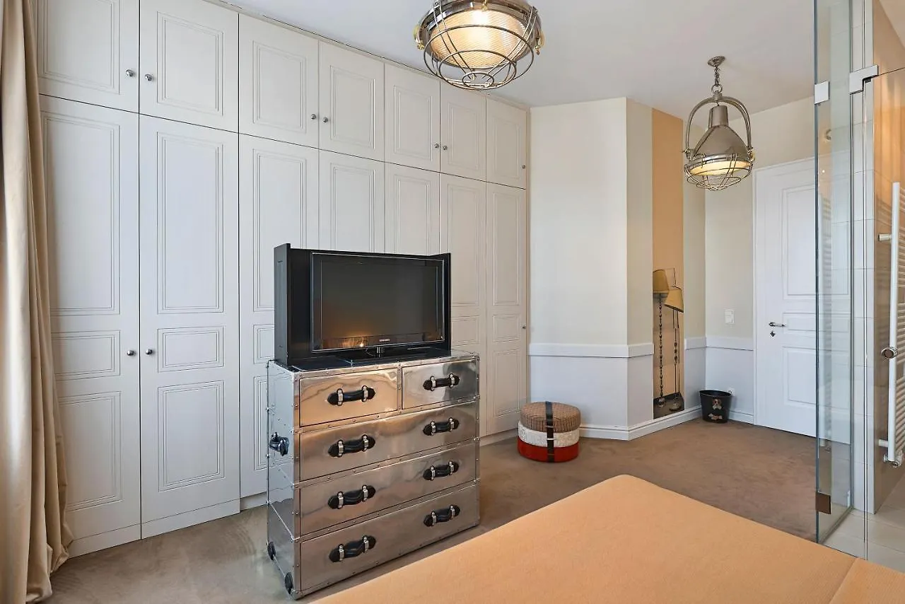 Apartment 6 Rooms Vienna Austria