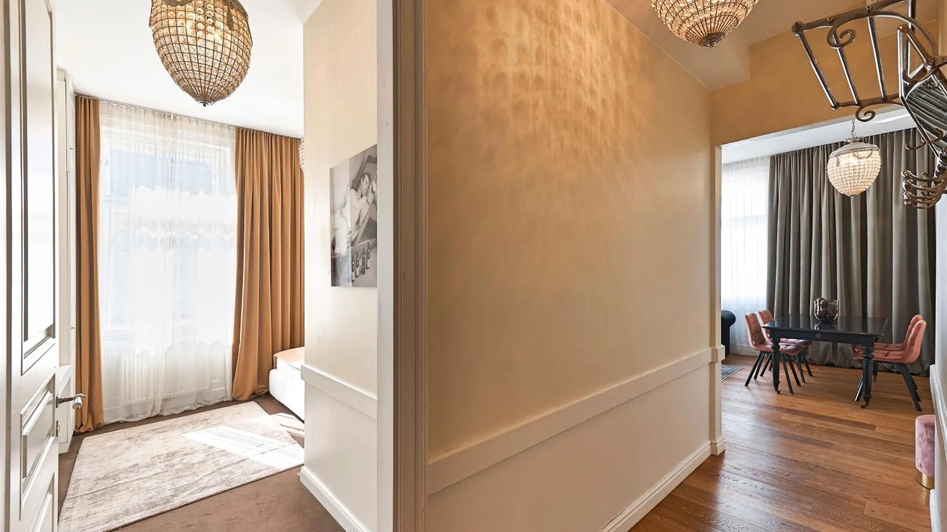 6 Rooms Vienna