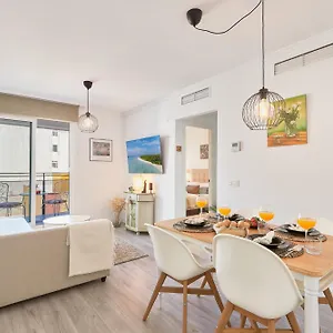https://nice-apartment-huelin.es-andalucia.com