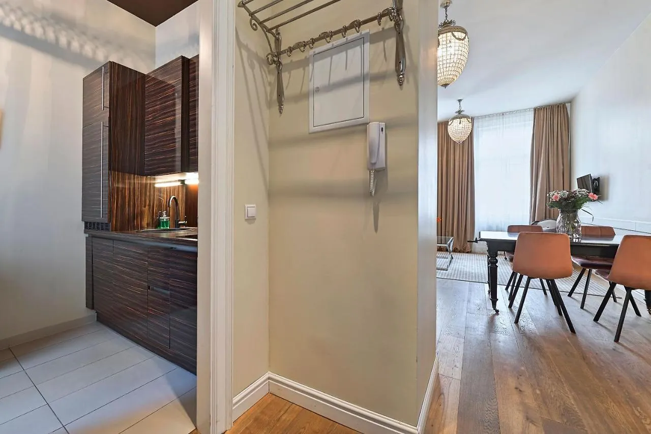 Appartement 6 rooms Naschmarkt Wenen Oostenrijk