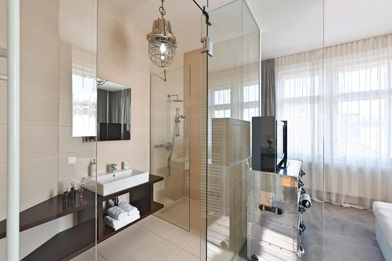 Appartement 6 rooms Naschmarkt Wenen Oostenrijk