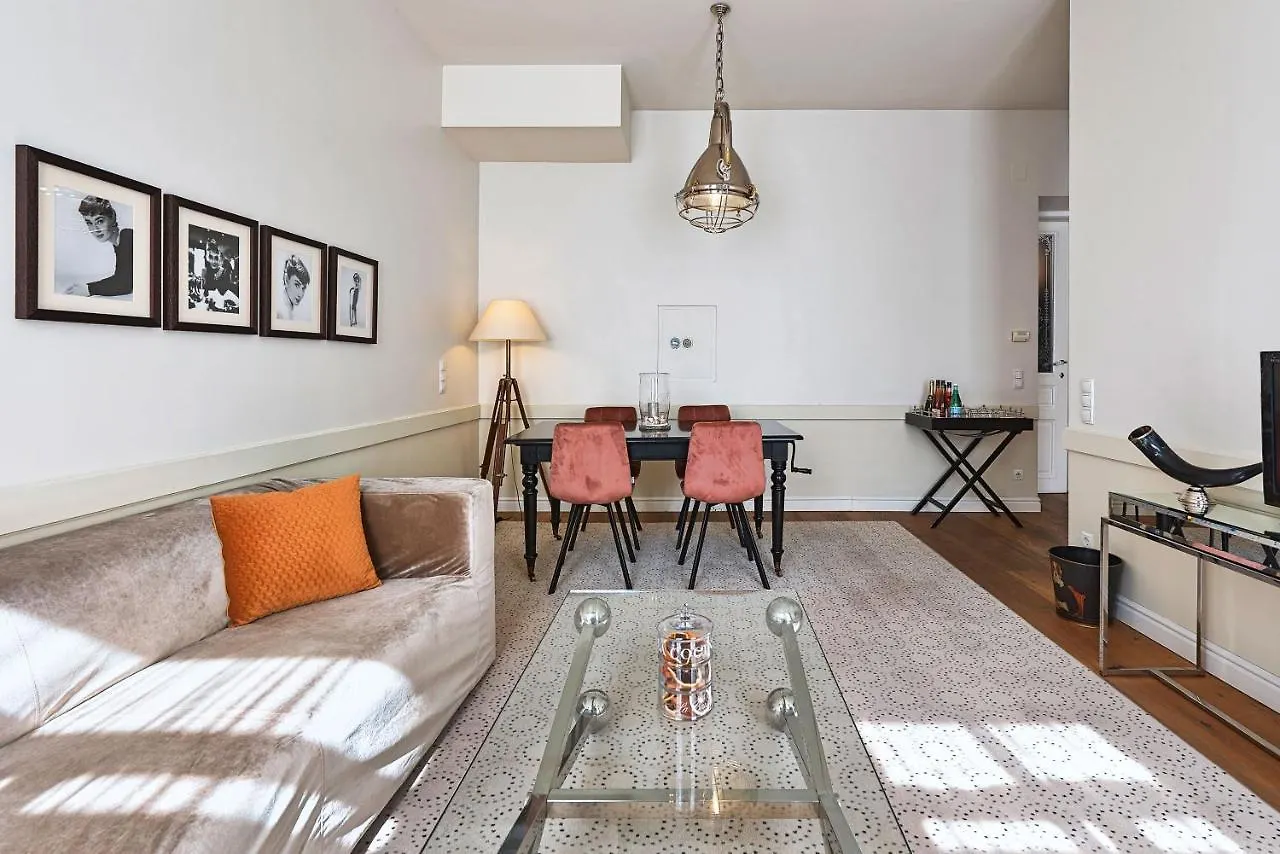 דירה וינה 6 Rooms
