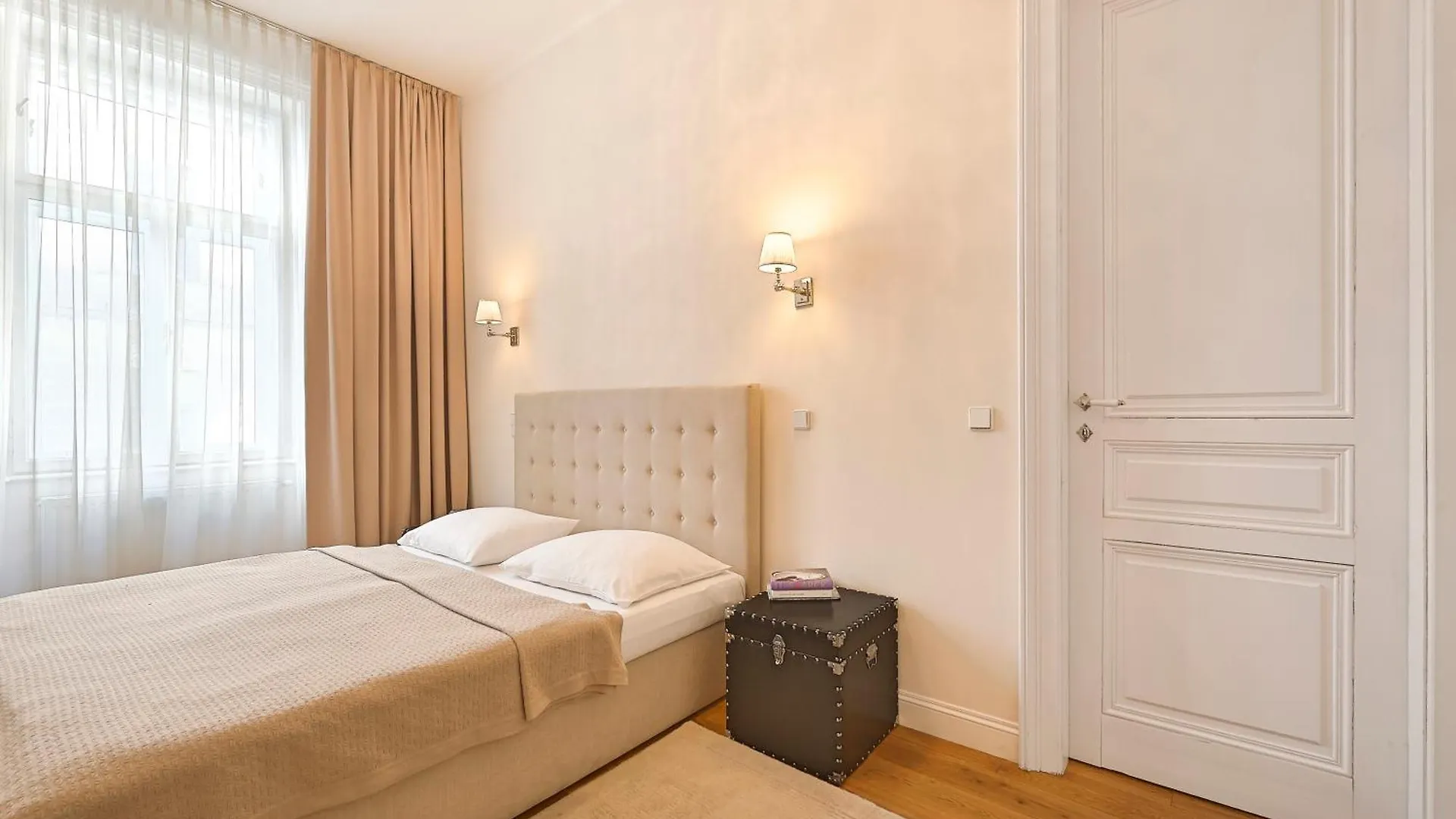 וינה 6 Rooms אוסטריה