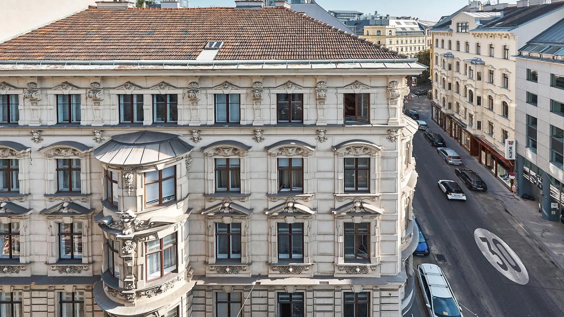 6 Rooms Vienna Austria